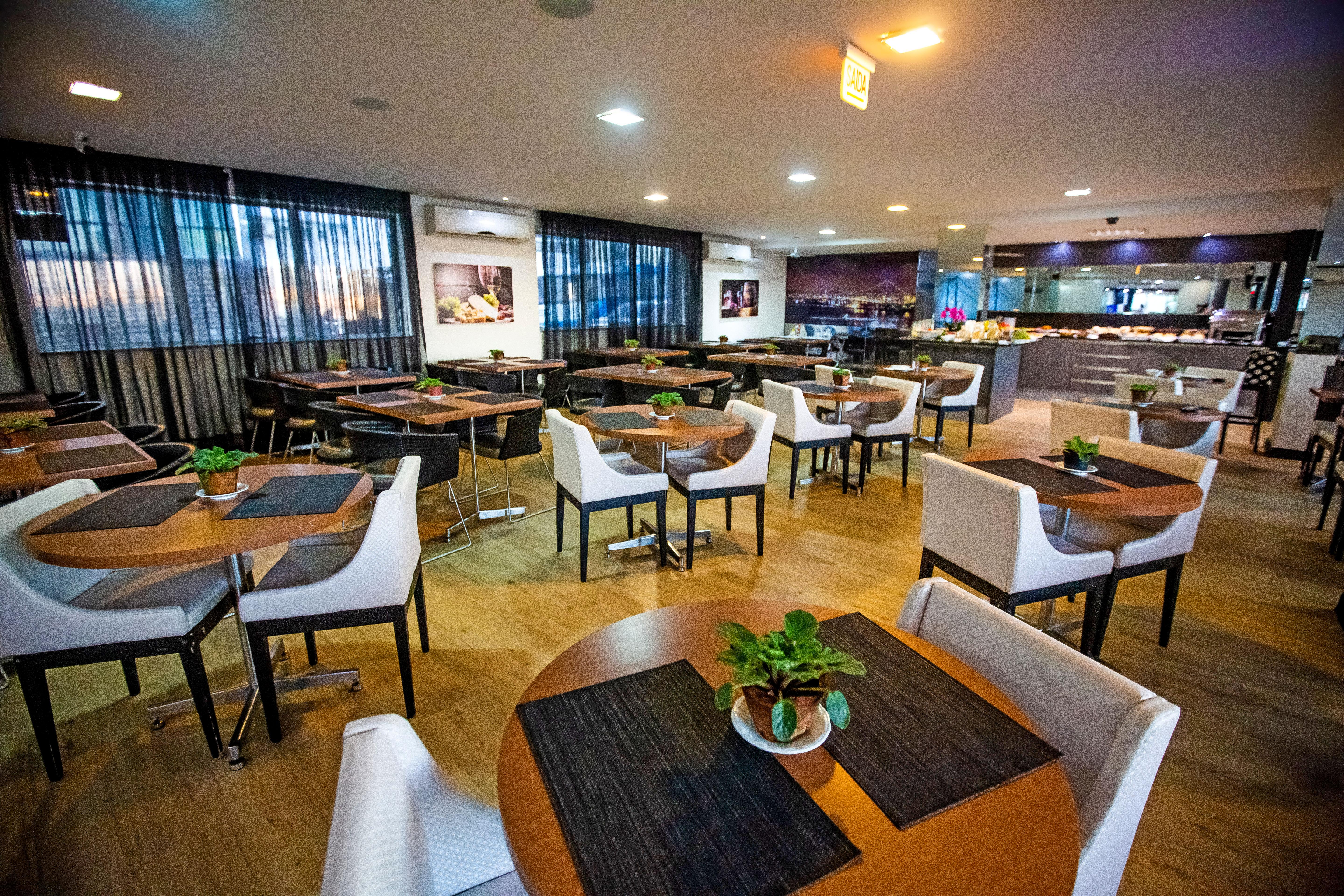 Iate Centro Hotel
