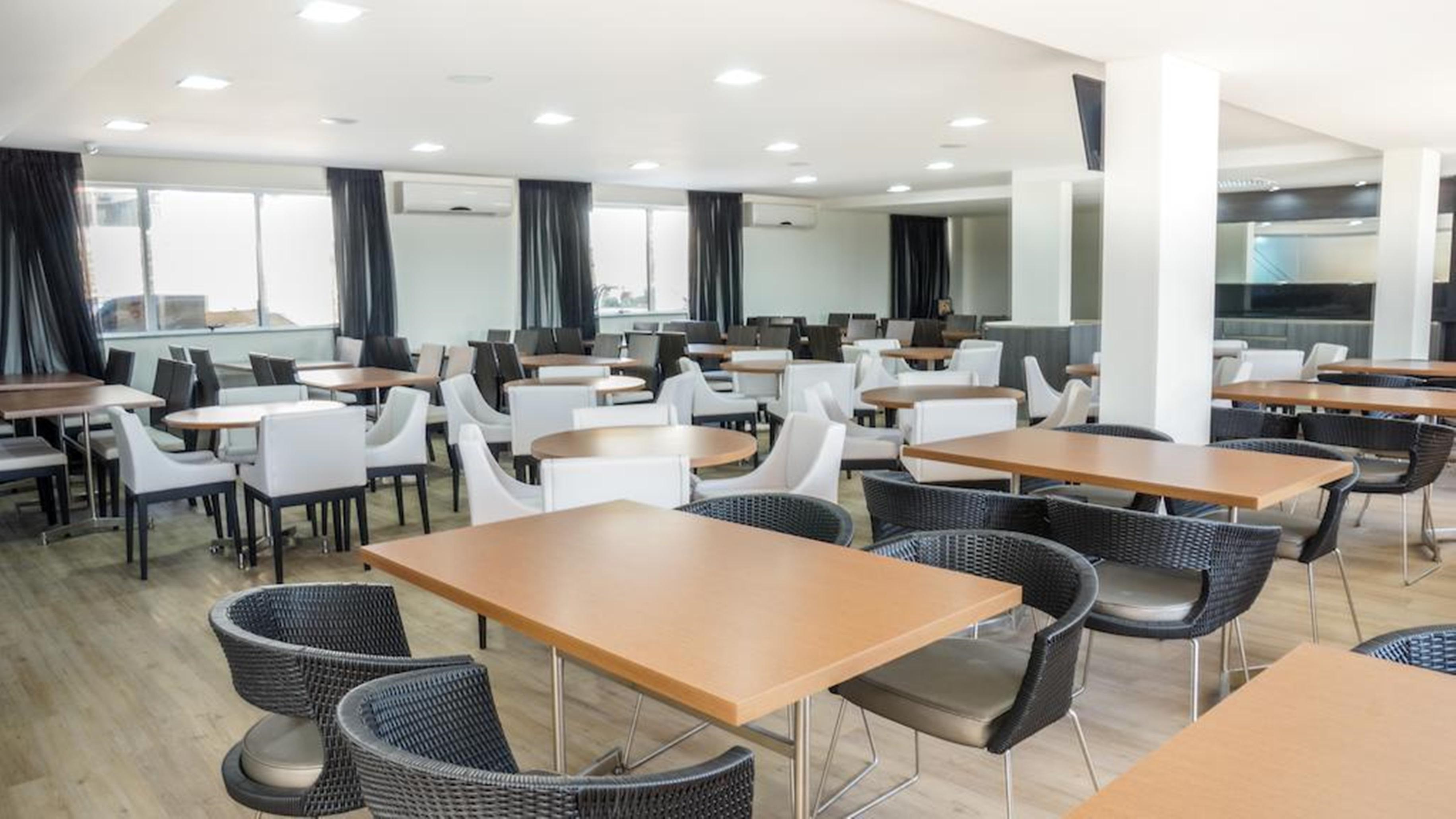 Hotel Iate Centro 4*